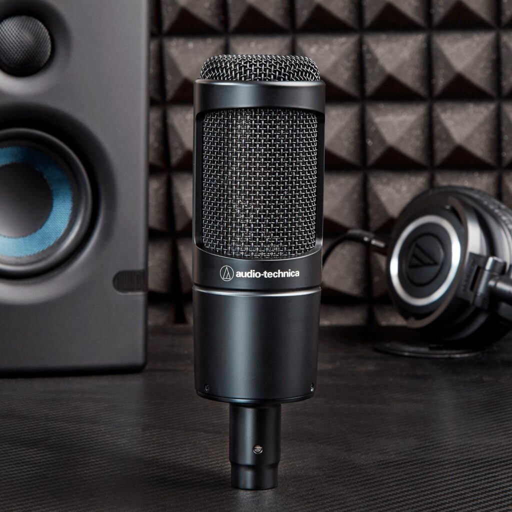 Micrófono para podcast Audio-Technica AT2035 PK